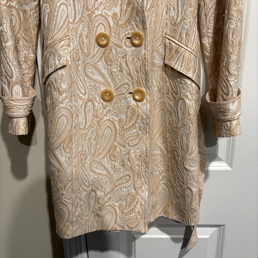 Vintage bebe Paisley Trench Coat in Cream and Tan Size XS - Picture 2 of 7